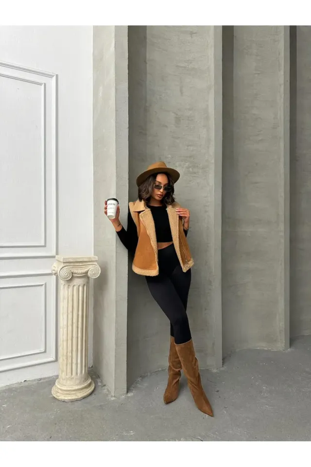 İçi Kürklü Fermuarlı Süet Yakası Kürklü Yelek