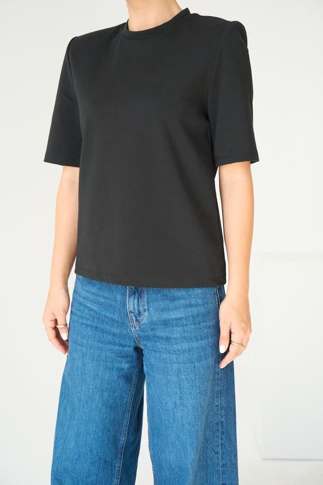Vatkalı Kısa Kol T-shirt